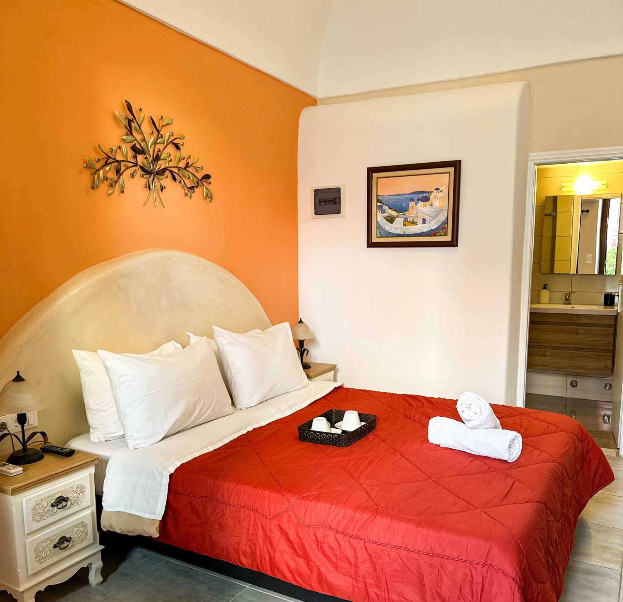 Pansion Zaharoula Hotel ฟิรา ภายนอก รูปภาพ