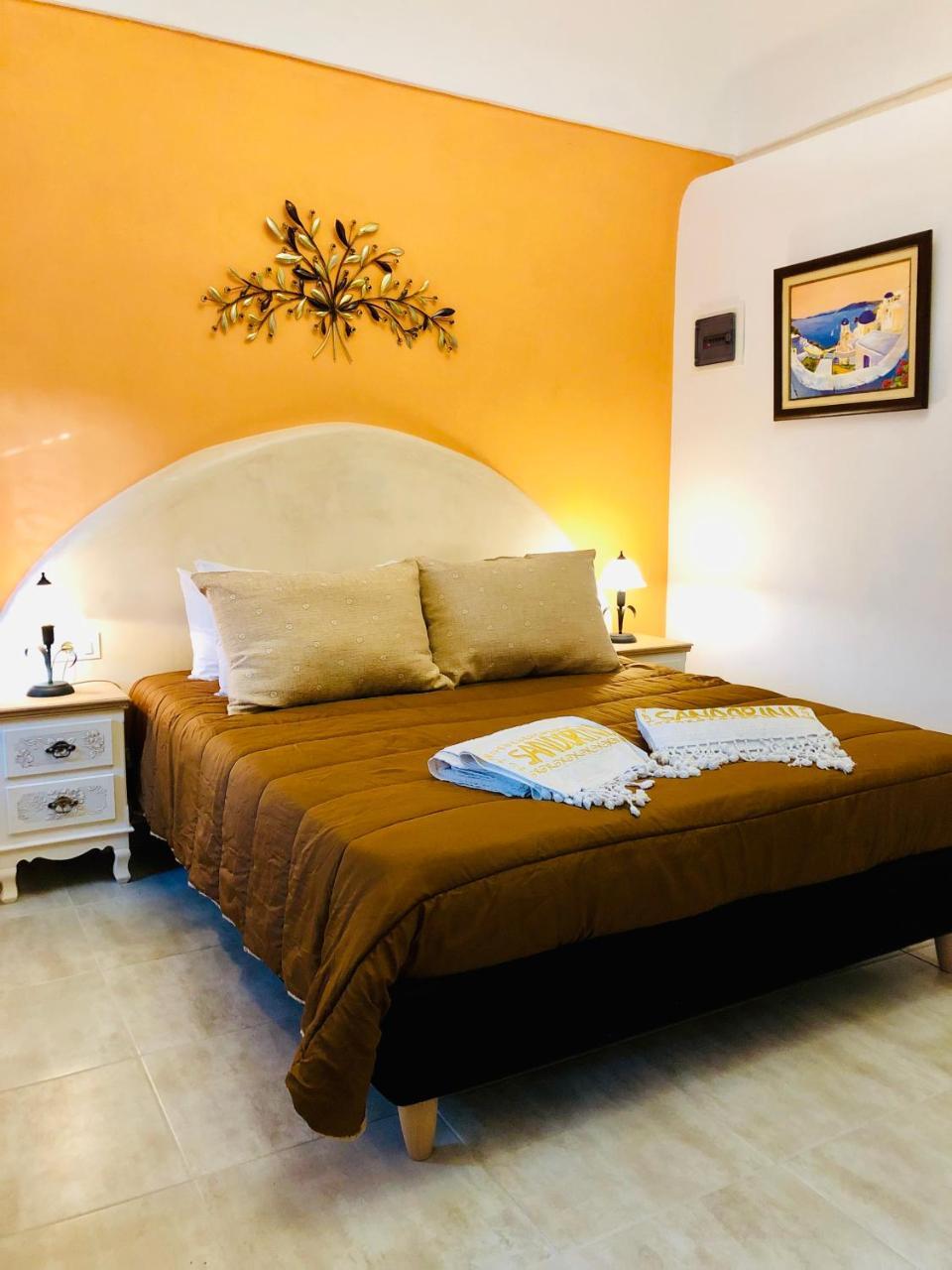 Pansion Zaharoula Hotel ฟิรา ภายนอก รูปภาพ