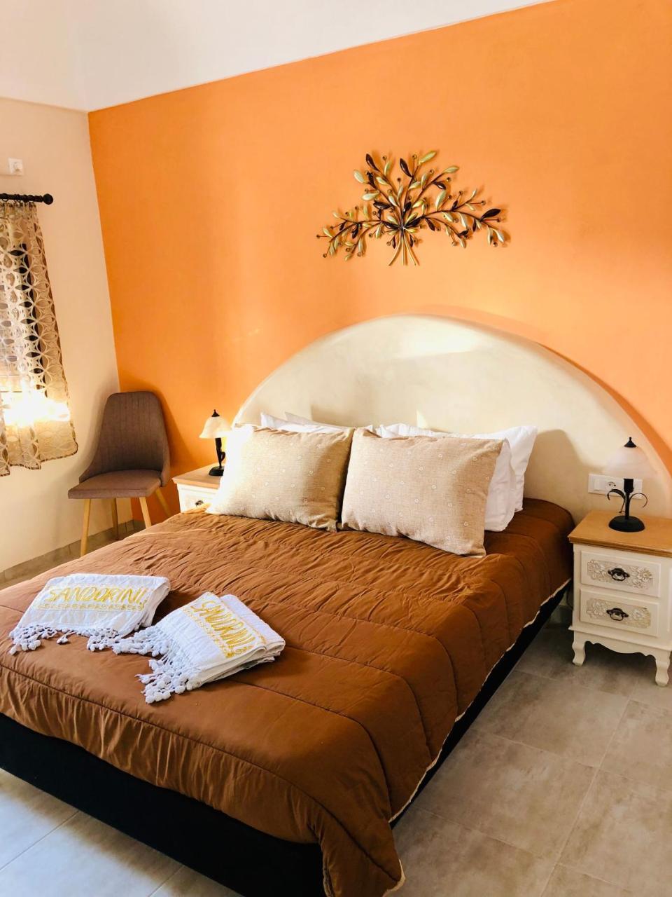 Pansion Zaharoula Hotel ฟิรา ภายนอก รูปภาพ